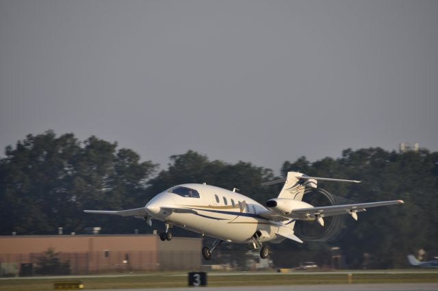 Piaggio P.180 Avanti (N109SL)