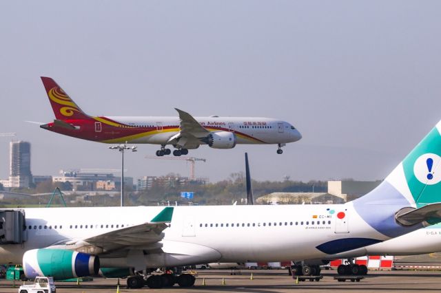 Boeing 787-9 Dreamliner (B-1133) - CHH749 arriving at Dublin from Beijing via Edinburgh.  Airport windows don’t make life easy.