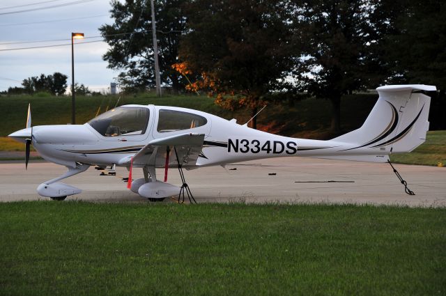 Diamond Star (N334DS) - Seen at KFDK on 9/12/2009.  Aircraft registered to AOPA.    a href=http://discussions.flightaware.com/profile.php?mode=viewprofile&u=269247  Profile/a     a href=http://www.mixmap.com/ target=_new title=MySpace Tracker  img src=http://www.mixmap.com/xxx/no_image_tracker_strict.jpg border=0 height=1 width=1 style=visibility:hidden; alt=MySpace Tracker/a