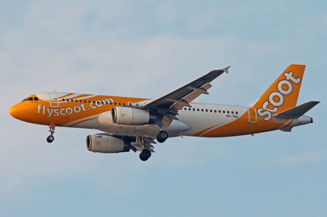 Airbus A320 (9V-TRU)