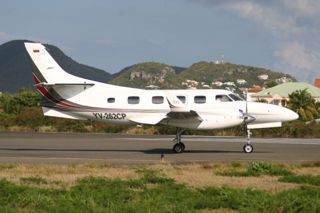 YV262CP — - YV-262CP departing St Maarten.