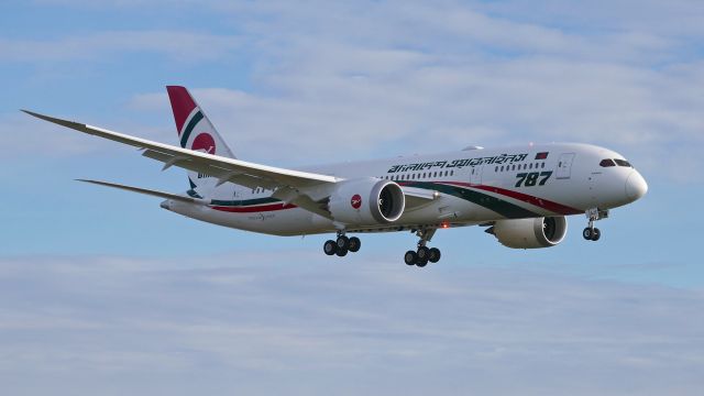 Boeing 787-8 (S2-AJT) - BOE955 on final to Rwy 16R to complete a B2 flight on 11.25.18. (ln 781 / cn 40127).