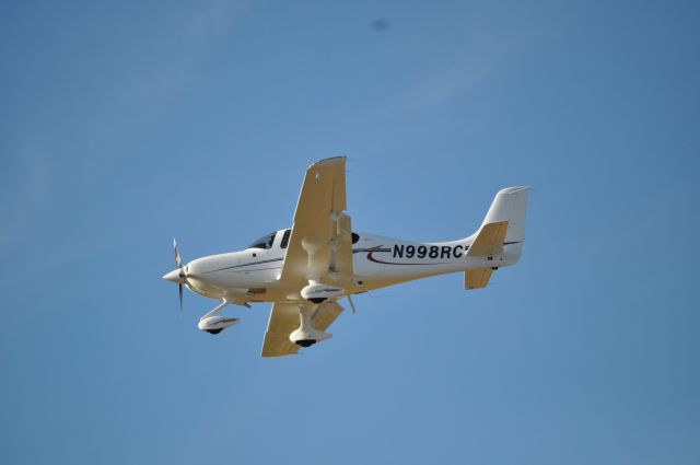 Cirrus SR-22 (N998RC)