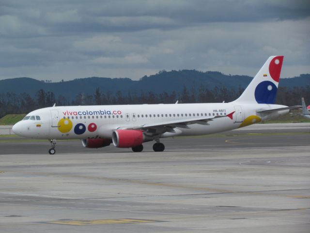 Airbus A320 (HK4811) - VivaColombia`s A320 arrived in "El Dorado" airport.