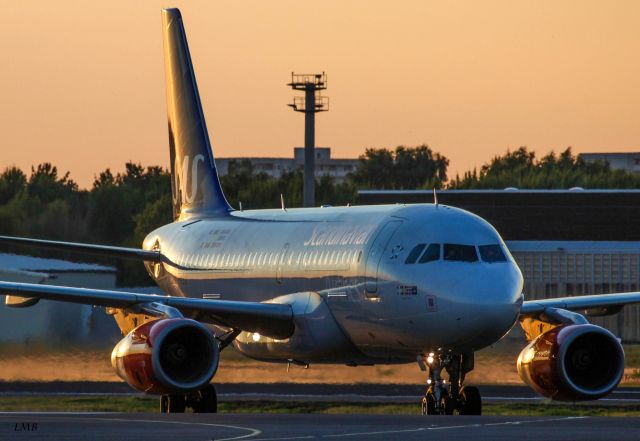 Airbus A319 (OY-KBR)