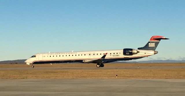 Canadair Regional Jet CRJ-900 (N329MS) - One of the last planes to wear the US Airways livery!