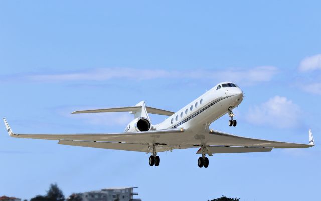 Gulfstream Aerospace Gulfstream V (N999LX)