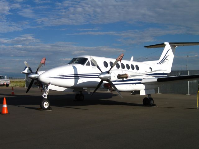 Beechcraft Super King Air 300 (N366SL)