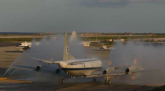 Lockheed P-3 Orion (N431SK)