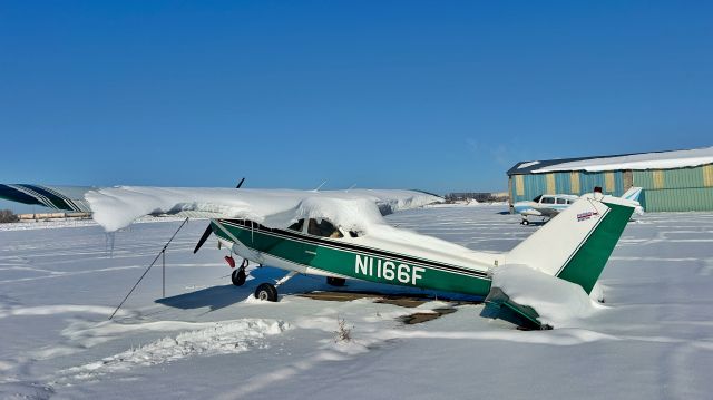 Cessna Skyhawk (N1166F) - N1166F - 1966 Cessna 172G