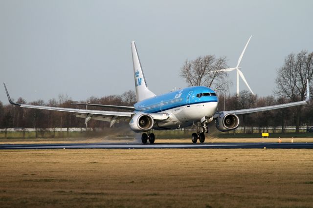 Boeing 737-700 (PH-BGL)