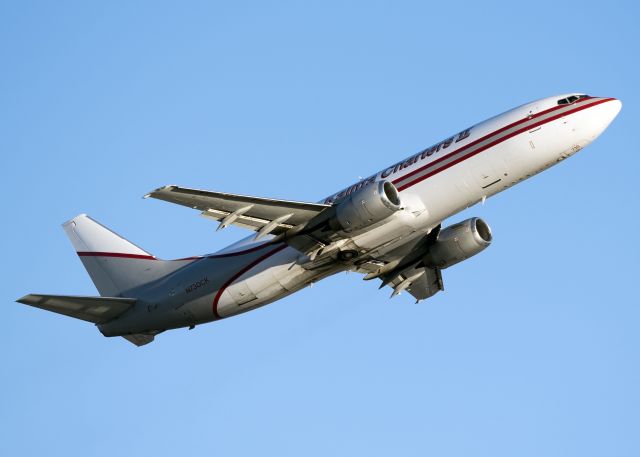 Boeing 737-500 (N730CK)