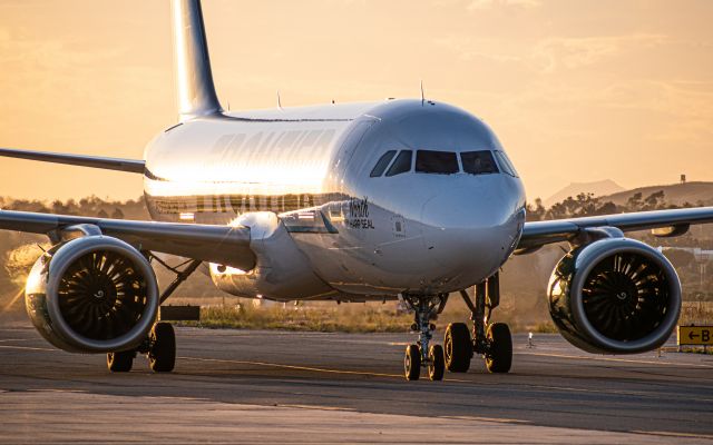 Airbus A320neo (N338FR)