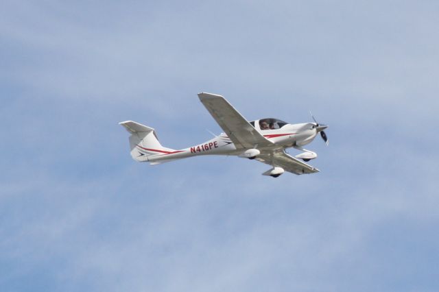 Diamond Star (N416PE) - Diamond Star (N416PE) departs Sarasota-Bradenton International Airport