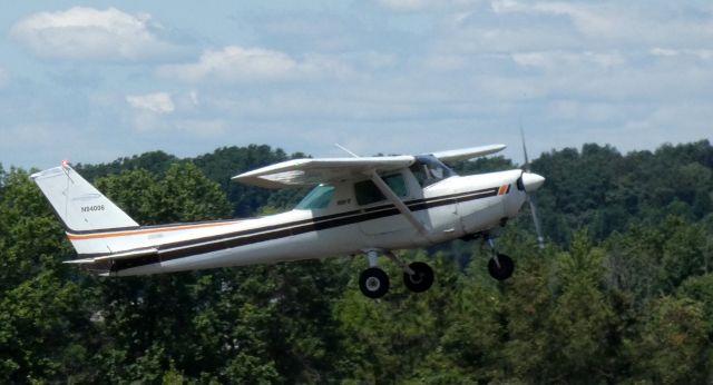 Cessna Commuter (N94006) - Shortly after departure is this 1982 Cessna 152 Communter in the Summer of 2021.