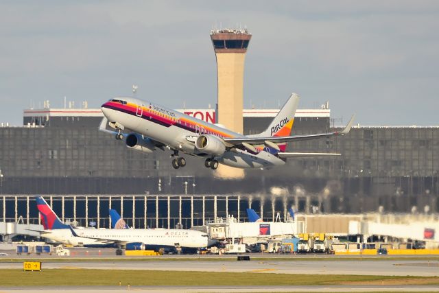 Boeing 737-800 (N917NN)