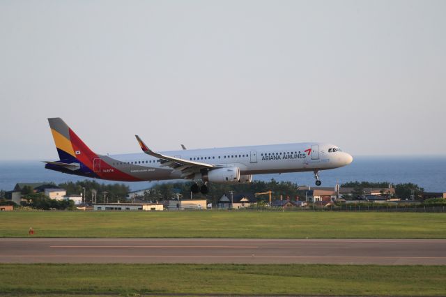 Airbus A321 (HL8074) - August 3rd 2018:ICN-HKD.