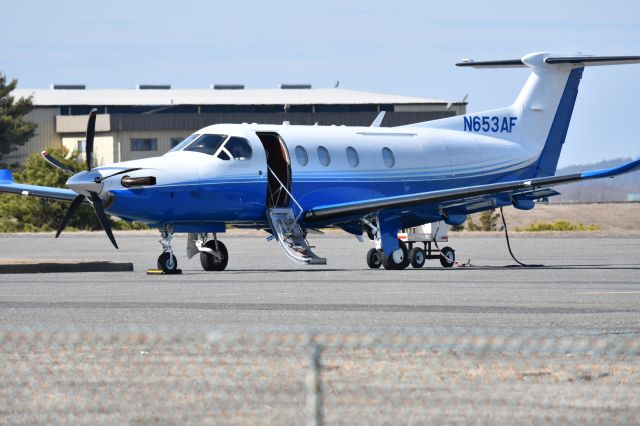 Pilatus PC-12 (N653AF) - A Cobalt Air Pilatus PC-12 readies for departure from Wall, NJ (KBLM).
