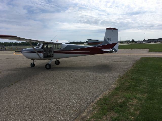 Cessna Skyhawk (N8678B)