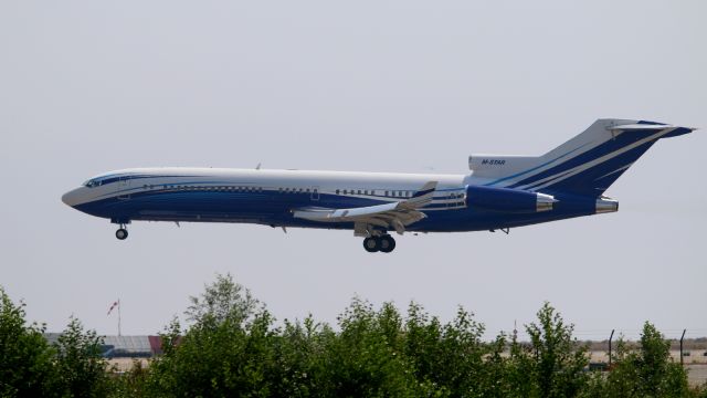 Boeing 727-100 (M-STAR)