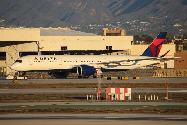 Airbus A350-900 (N513DZ)