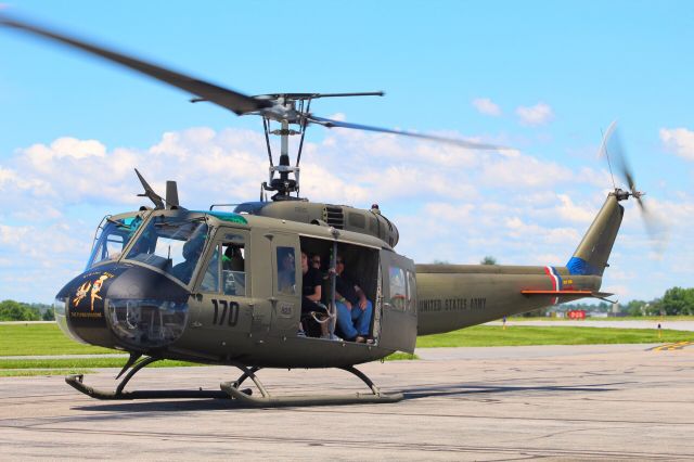 Bell UH-1V Iroquois (N823LW) - View at full for best quality 