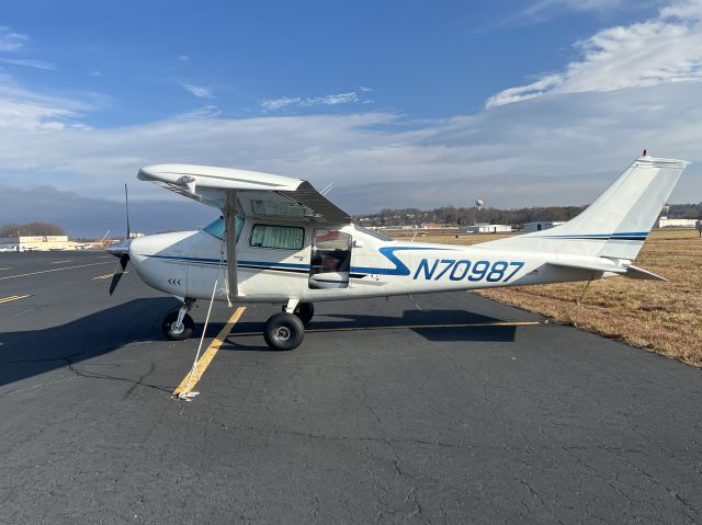 Cessna Skylane (N70987) - 06-DEC-21