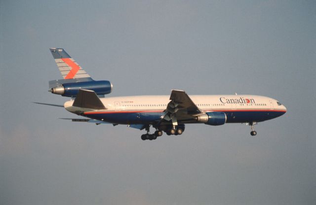 McDonnell Douglas DC-10 (C-GCPI) - Final Approach to Narita Intl Airport Rwy16 on 1989/12/17