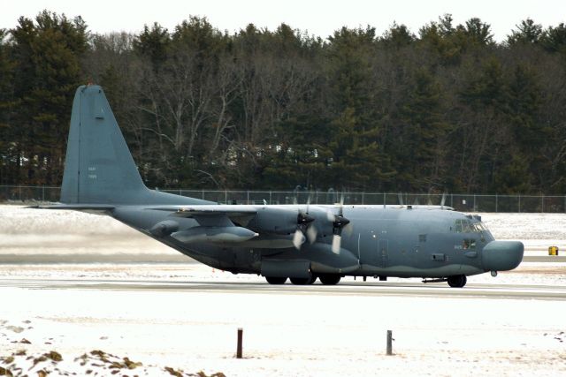 Lockheed C-130 Hercules (87-0125) - Reach 1012 MC-130H take off roll 