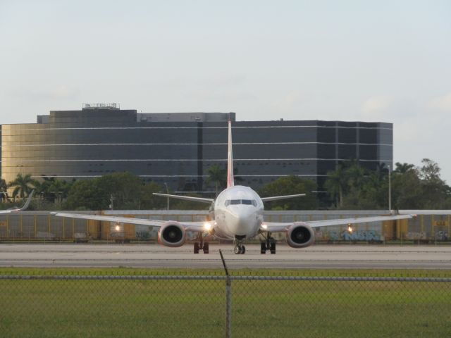 BOEING 737-400 (XA-ESF)