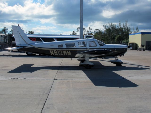 Piper Saratoga (N812WM)