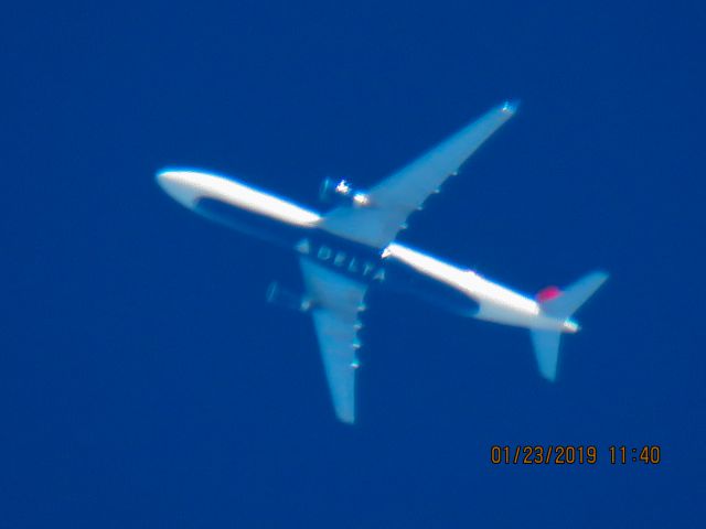 Airbus A330-300 (N831NW)