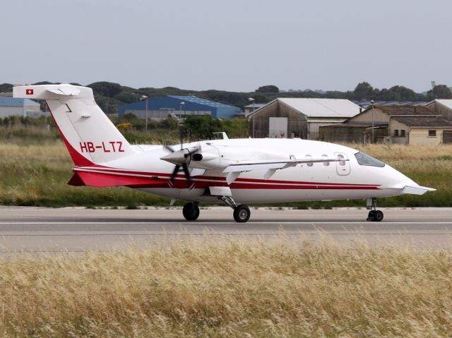 Piaggio P.180 Avanti (HB-LTZ)