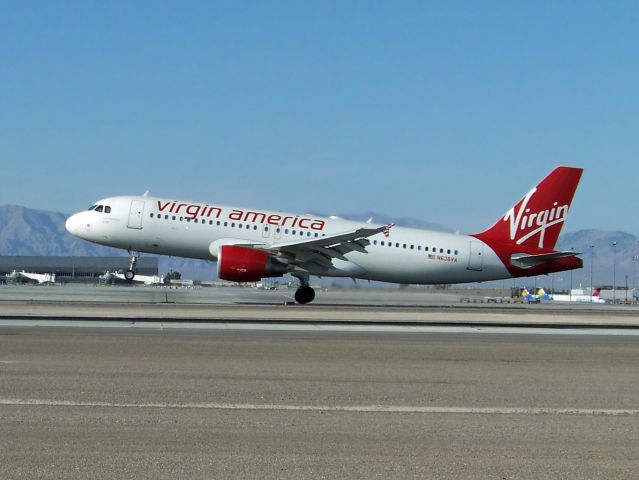 Airbus A320 (N638VA)