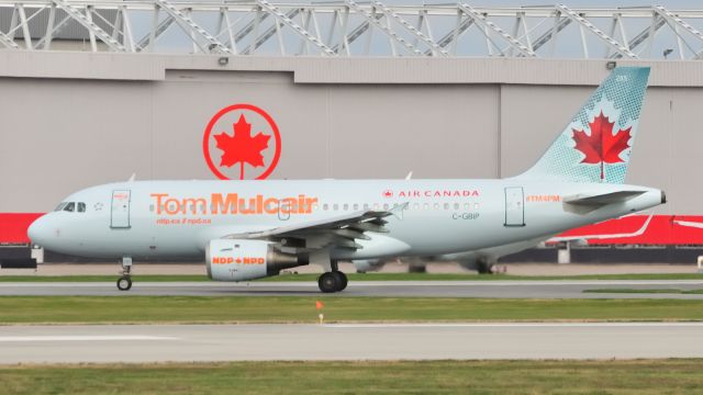 Airbus A319 (C-GBIP) - Election 2015 campaign plane of the NDP.