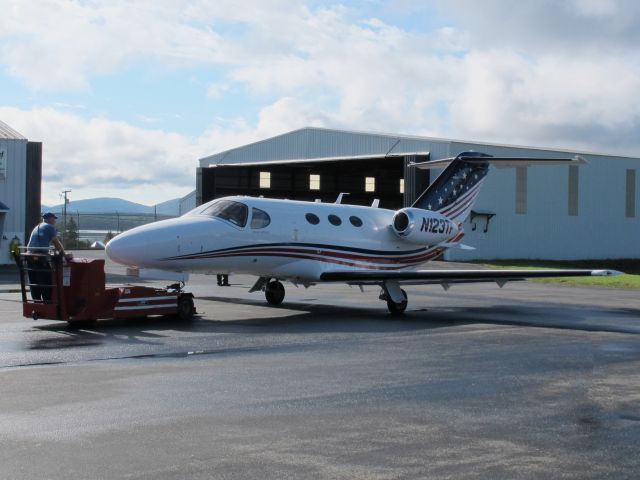 Cessna Citation Mustang (N123TF) - Very nice, friendly and efficient staff at the Colombia FBO.