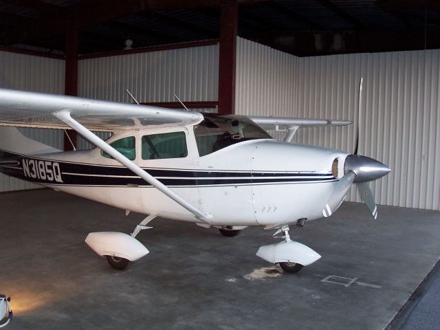 Cessna Skylane (N3185Q)