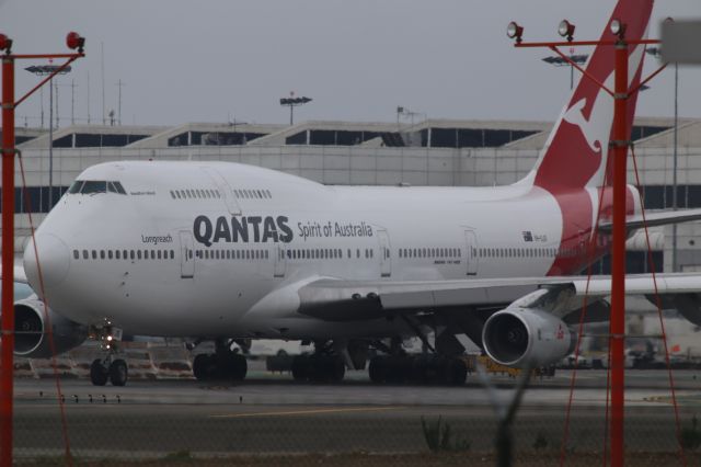 Boeing 747-400 (VH-OJS)
