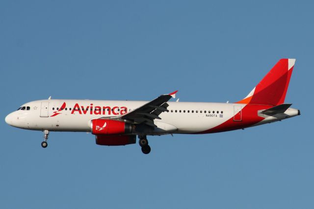 Airbus A320 (N490TA)