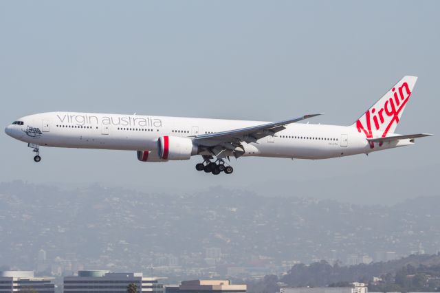 BOEING 777-300ER (VH-VPH)