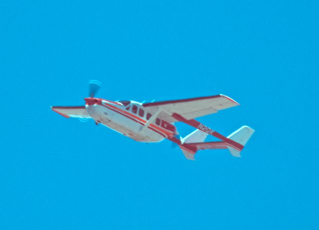 Cessna T337G Pressurized Skymaster (N2QK) - Departing from 27 at Carson City