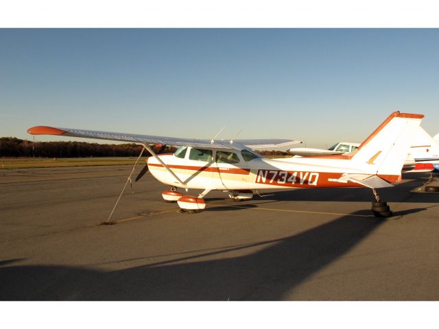 Cessna Skyhawk (N734VQ) - The trusted Skyhawk.