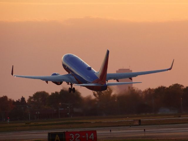 Boeing 737-700 (N480WN)