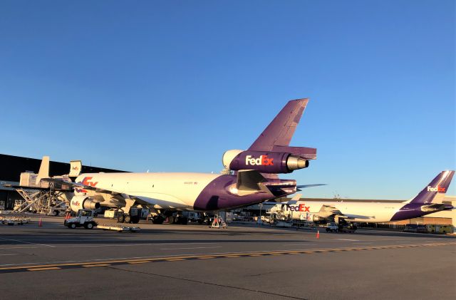 Boeing MD-11 (N643FE)