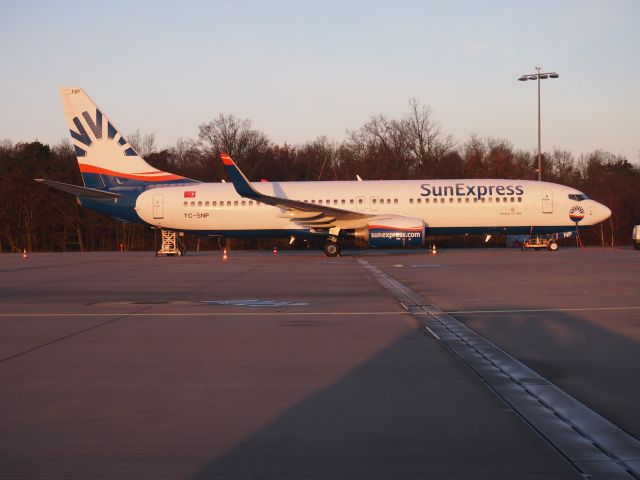 Boeing 737-700 (TC-SNP)