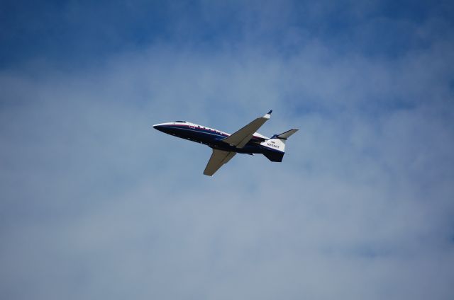 Learjet 60 (N206HY)