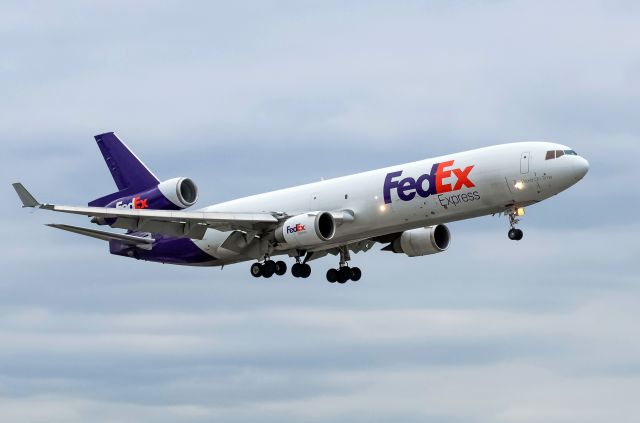 Boeing MD-11 (N616FE)