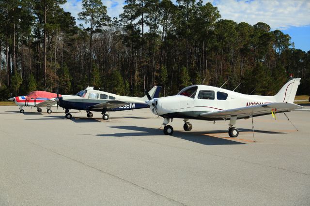 Beechcraft Sundowner (21L61W04Q) - On the ramp with the three Musketeers Nov 2017