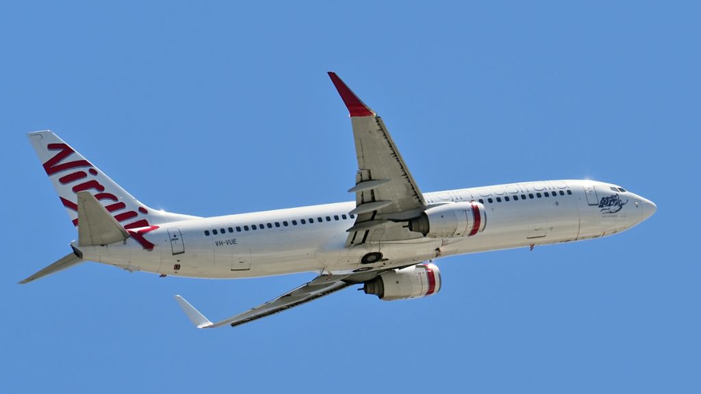 Boeing 737-800 (VH-VUE) - Boeing 737-8FE. Virgin Australia. VH-FUE.  Departed rwy 06 YPPH 081119.