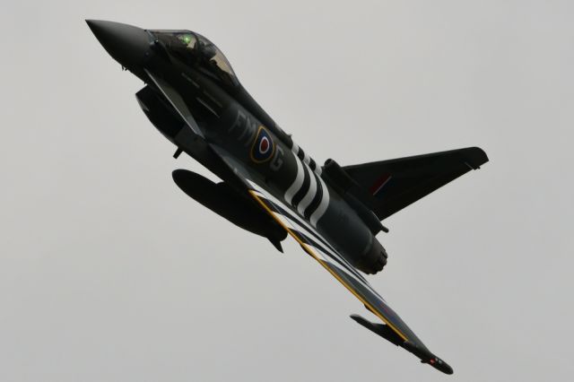 ZJ913 — - RIAT